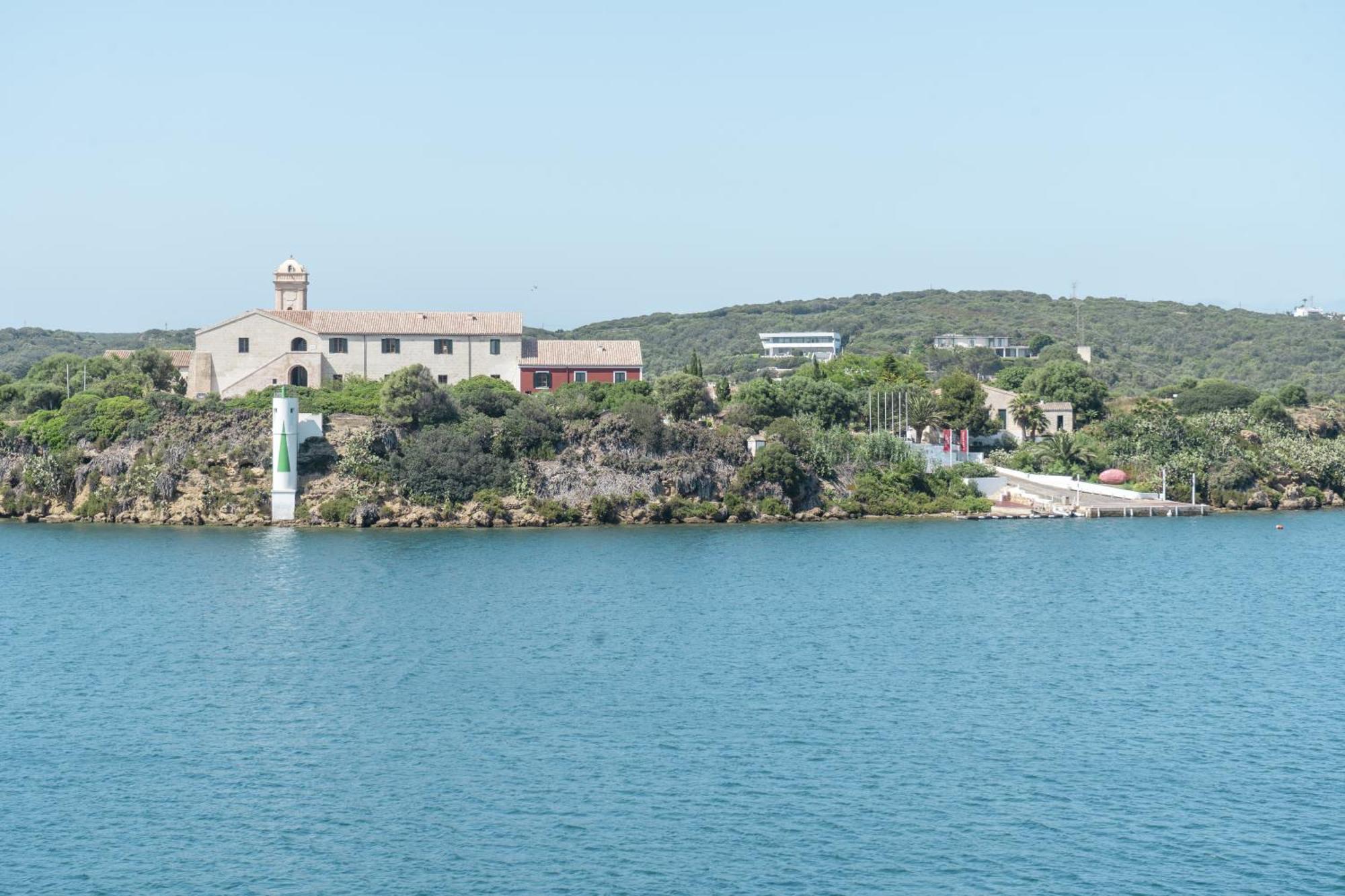 Seth Agamenon Hotel Es Castell  Exterior photo